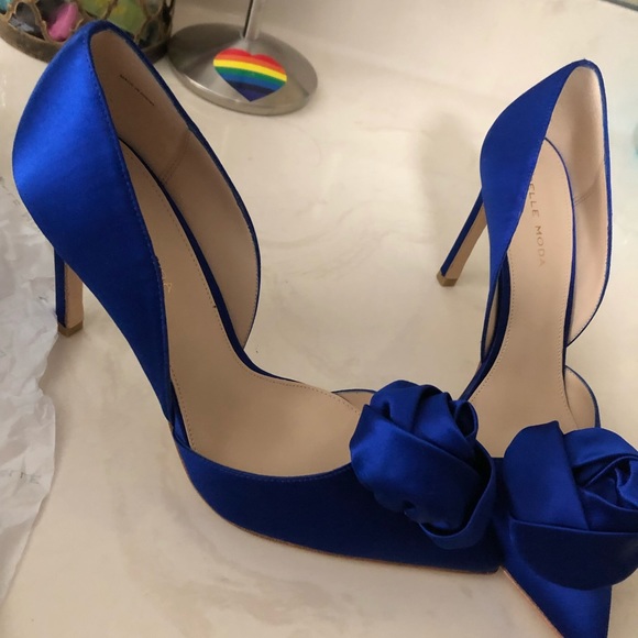 D’orsay Sapphire Satin heels - Picture 2 of 5
